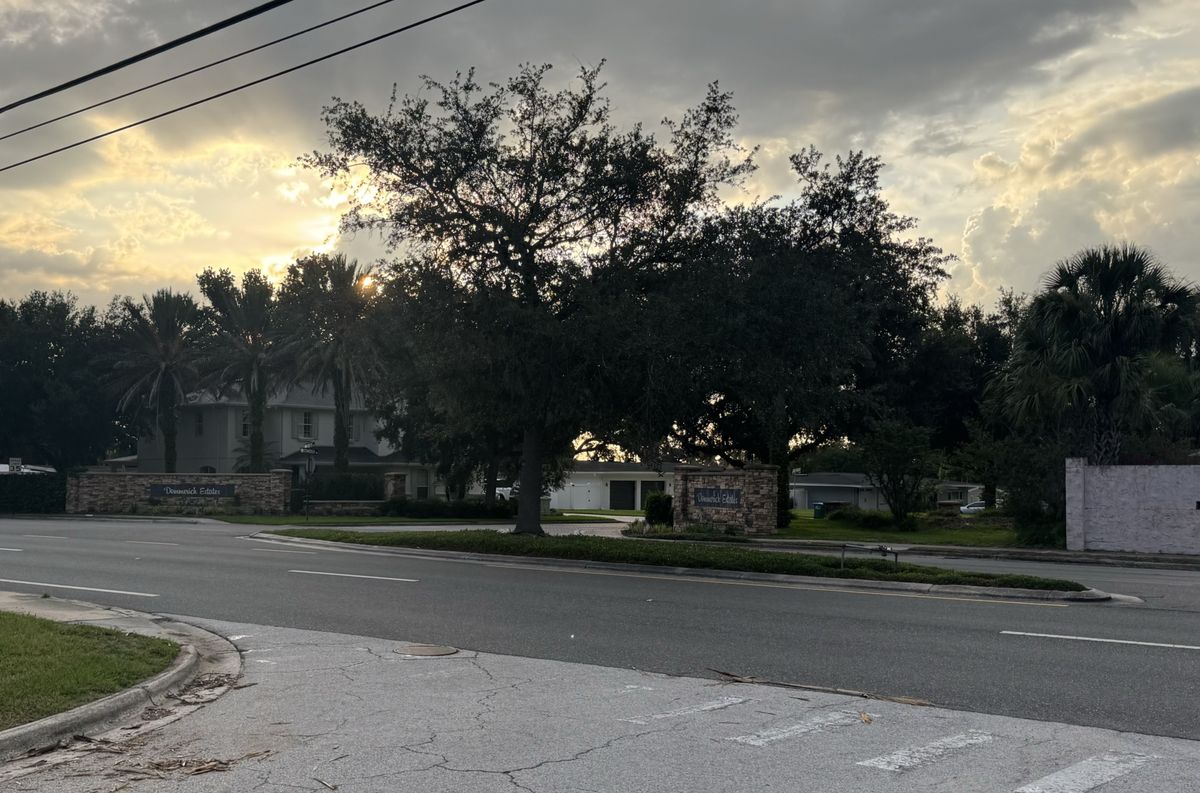 Dommerich Estates neighborhood entrance in Maitland, Florida