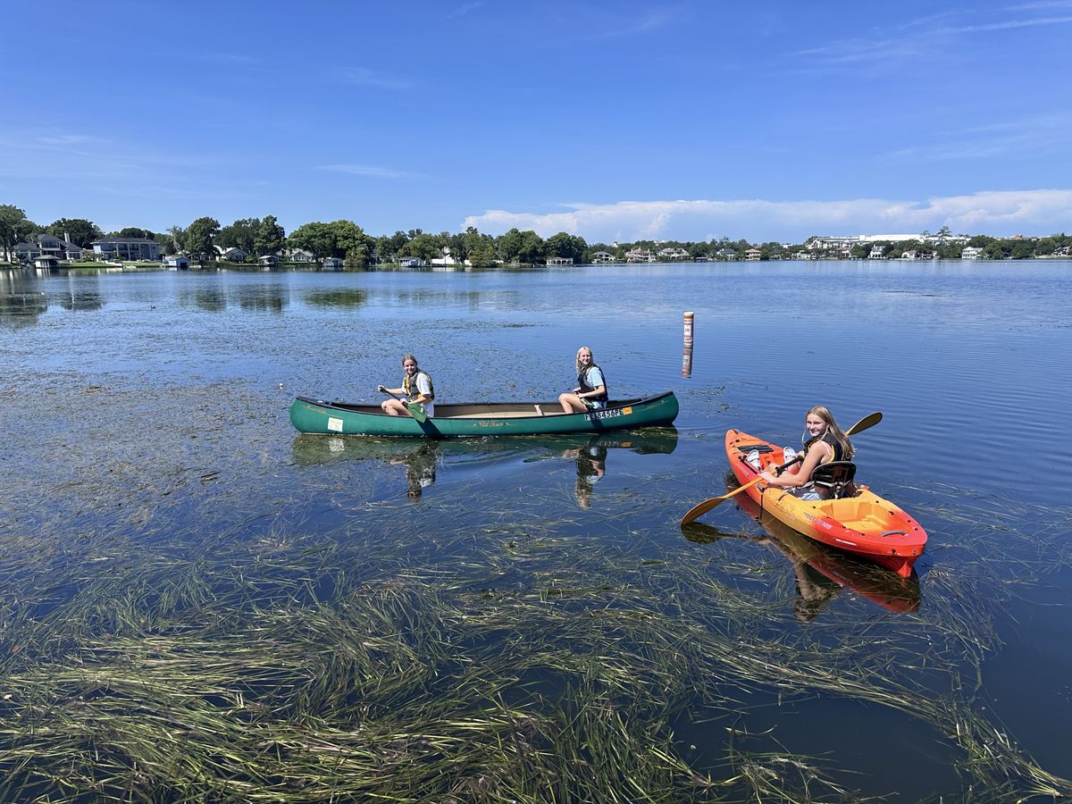 Kayaking on Lake Minnehaha from Dommerich Estates